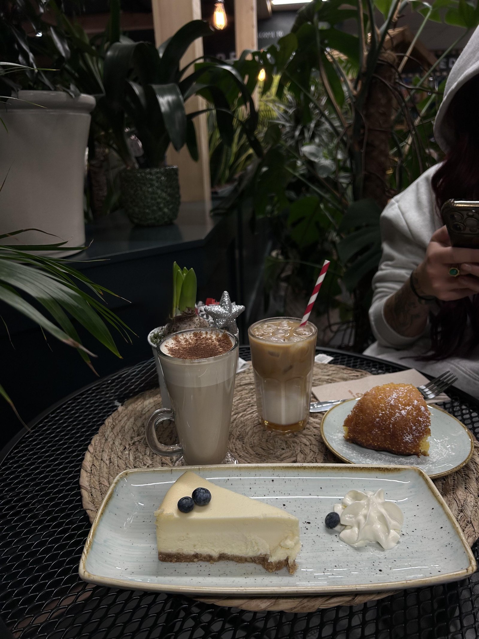 Table flatlay